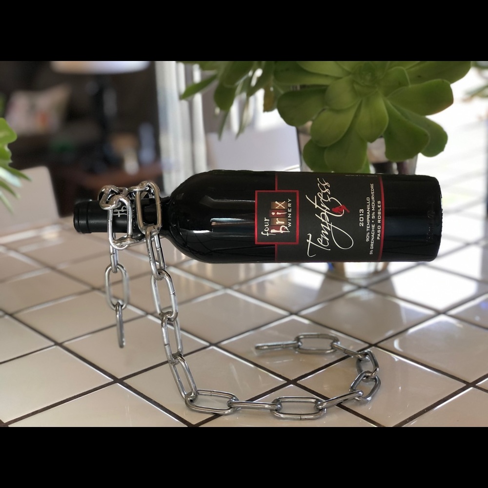 Floating Chain Wine Bottle Holder